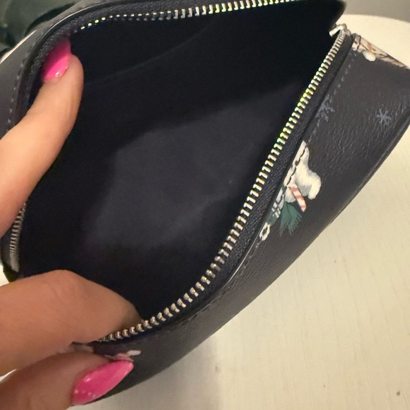 Coach Small Boxy Cosmetic Case Snowman Print Midnight Multi C7408 NWOT - Picture 5 of 5